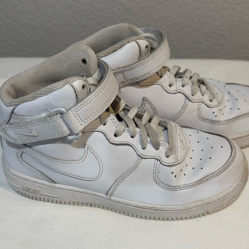Nike Air Force 1 MID triple white Youth Hightop Shoes - Size 3Y